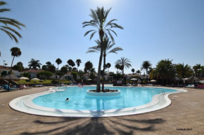 Гостиница Parque Golf Bungalows  Эль Таблеро